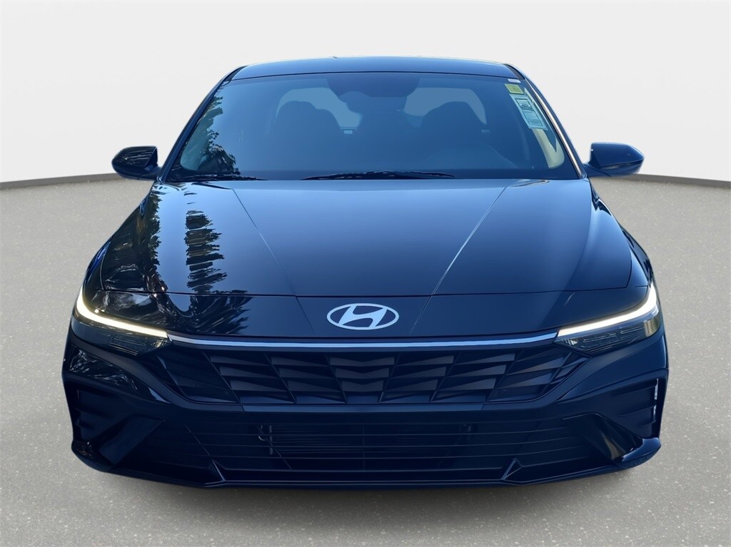 2026 Hyundai Elantra Blue photo 2
