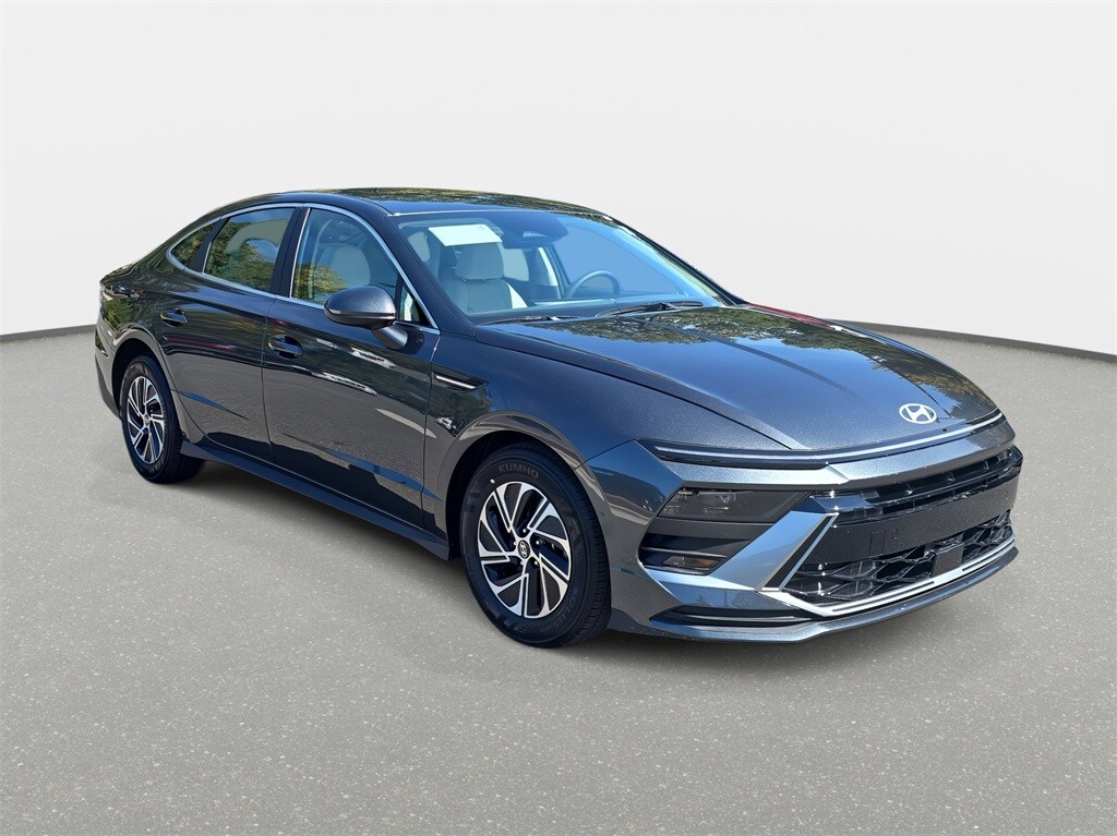 2026 Hyundai Sonata Hybrid Blue photo 2