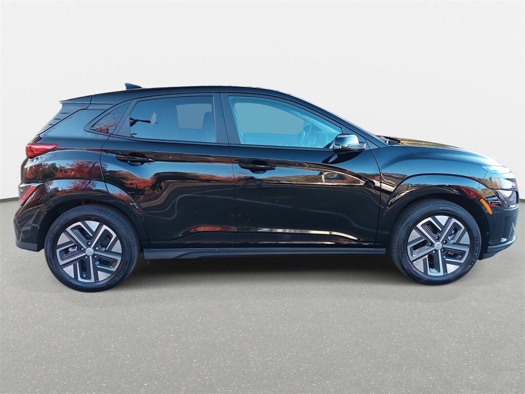 2023 Hyundai Kona Electric SEL photo 4