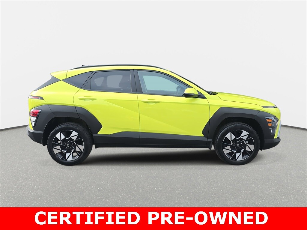 2025 Hyundai Kona SEL photo 3