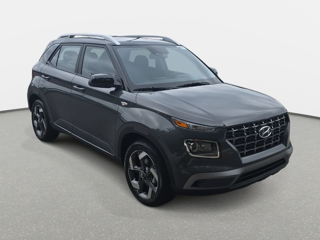 New 2026 Hyundai Venue SEL w/Two-Tone Roof SUV