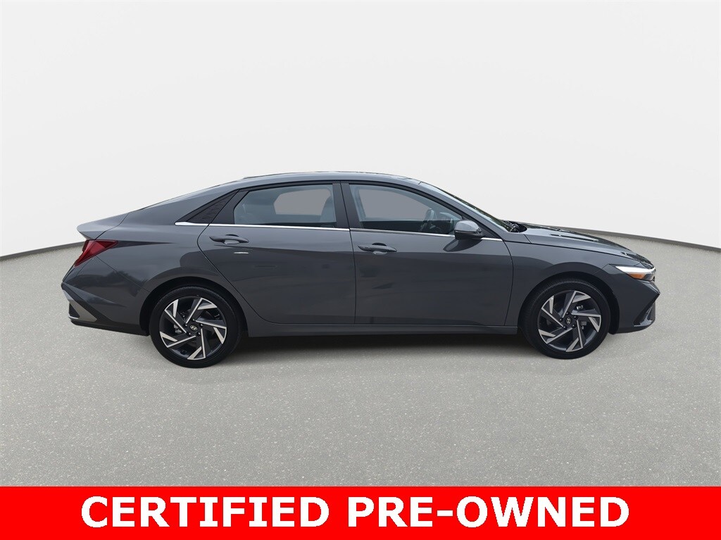 2025 Hyundai Elantra Hybrid Limited photo 4