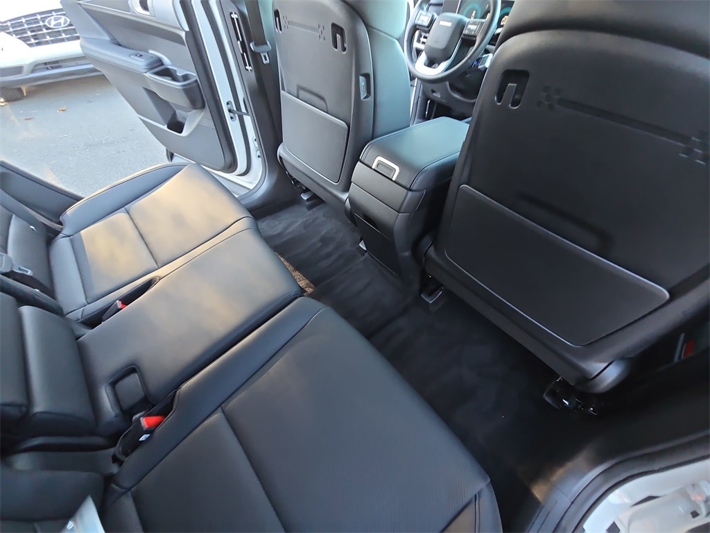 2025 Hyundai Santa Fe SEL - Photo 12