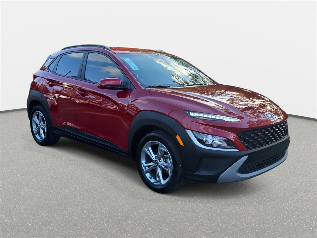 2022 Hyundai Kona SEL photo 3