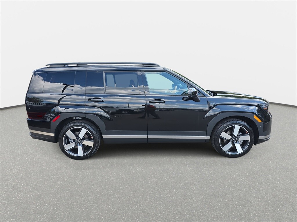 2026 Hyundai Santa Fe Limited photo 4