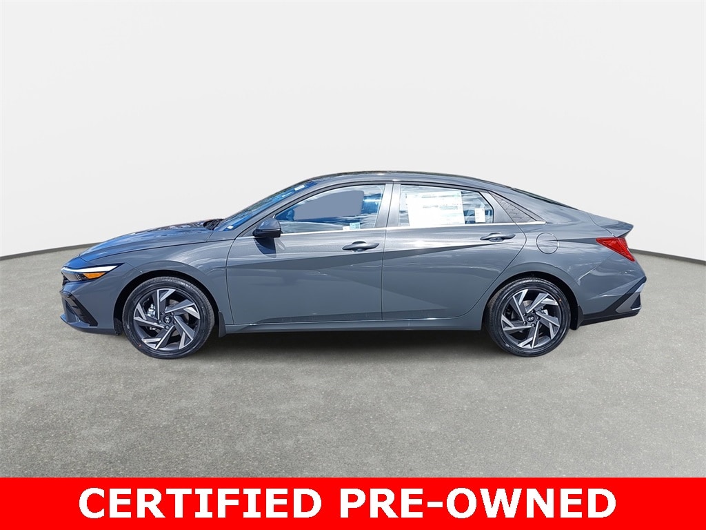 2025 Hyundai Elantra Limited - Photo 8