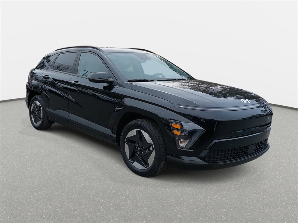 2025 Hyundai Kona Electric SEL photo 3