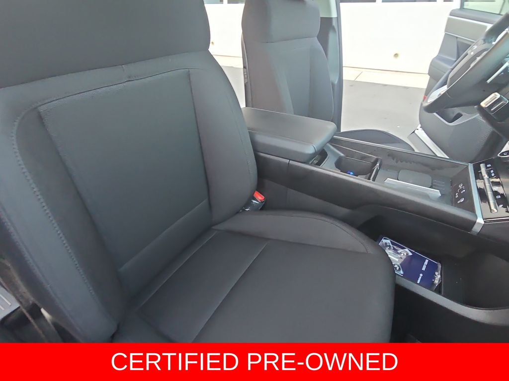 2026 Hyundai Santa Fe SE - Photo 10