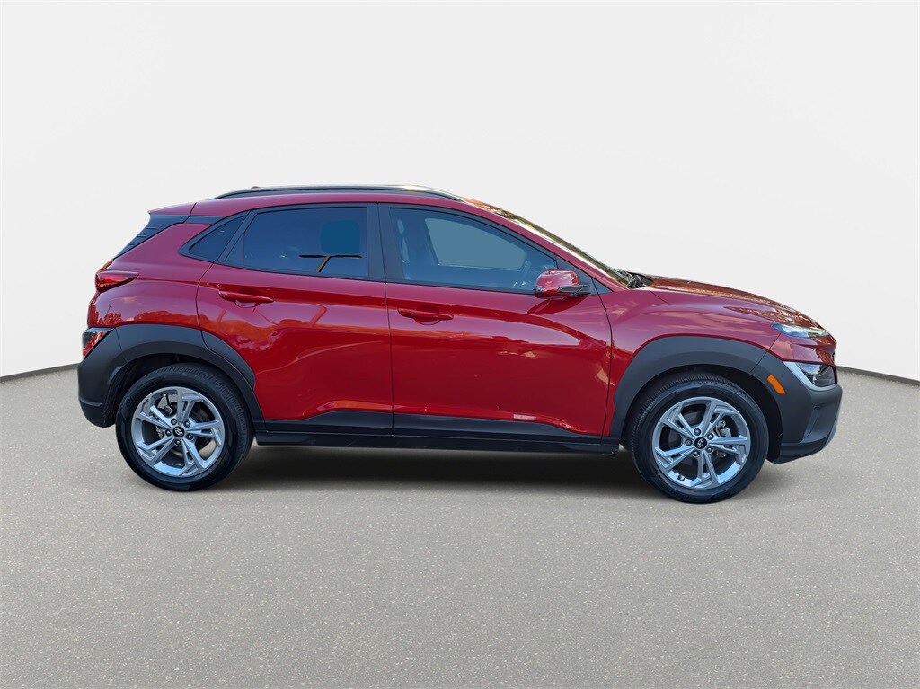 2022 Hyundai Kona SEL photo 4