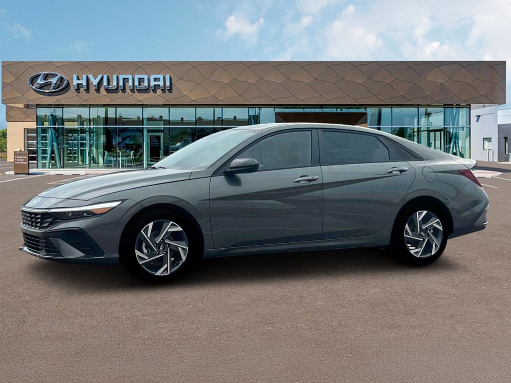 New 2025 Hyundai Elantra SEL Sport Sedan