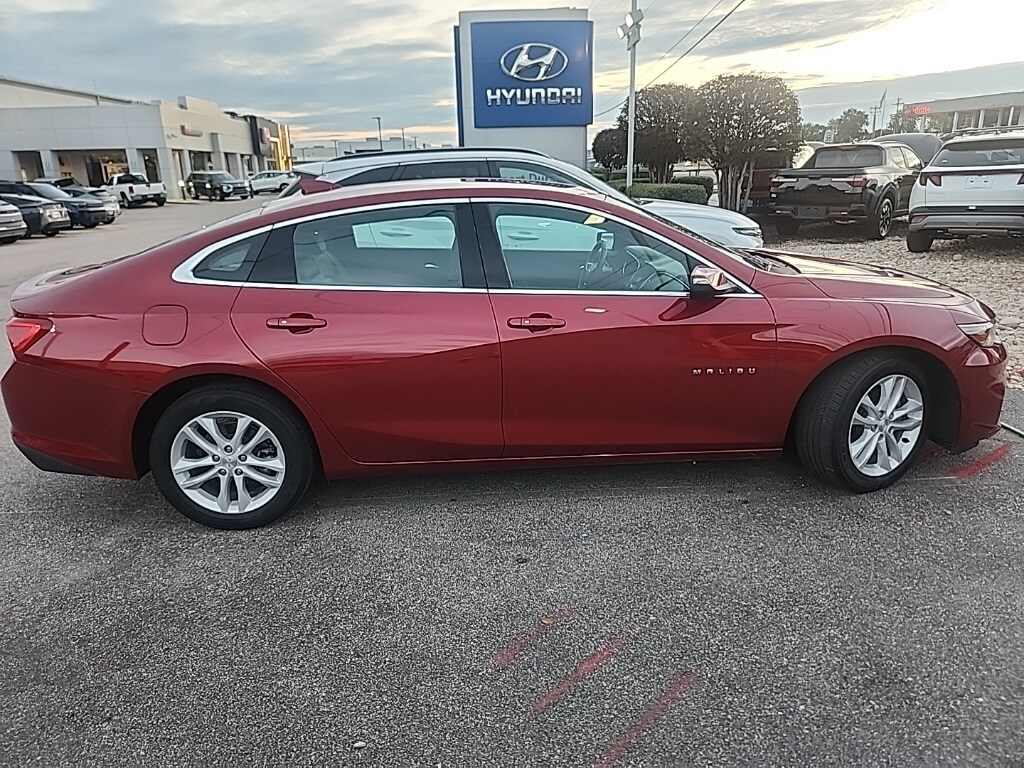 2018 Chevrolet Malibu Hybrid Base photo 4