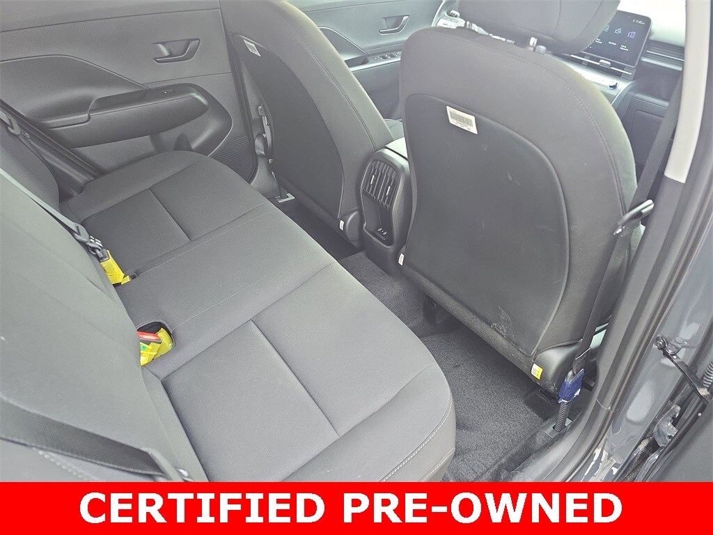 2025 Hyundai Kona SEL - Photo 12