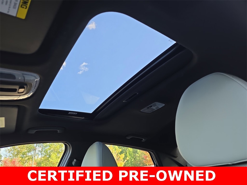 2025 Hyundai Elantra Limited - Photo 30