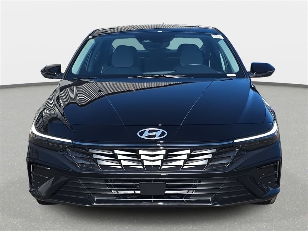 New 2026 Hyundai Elantra Hybrid Limited Sedan