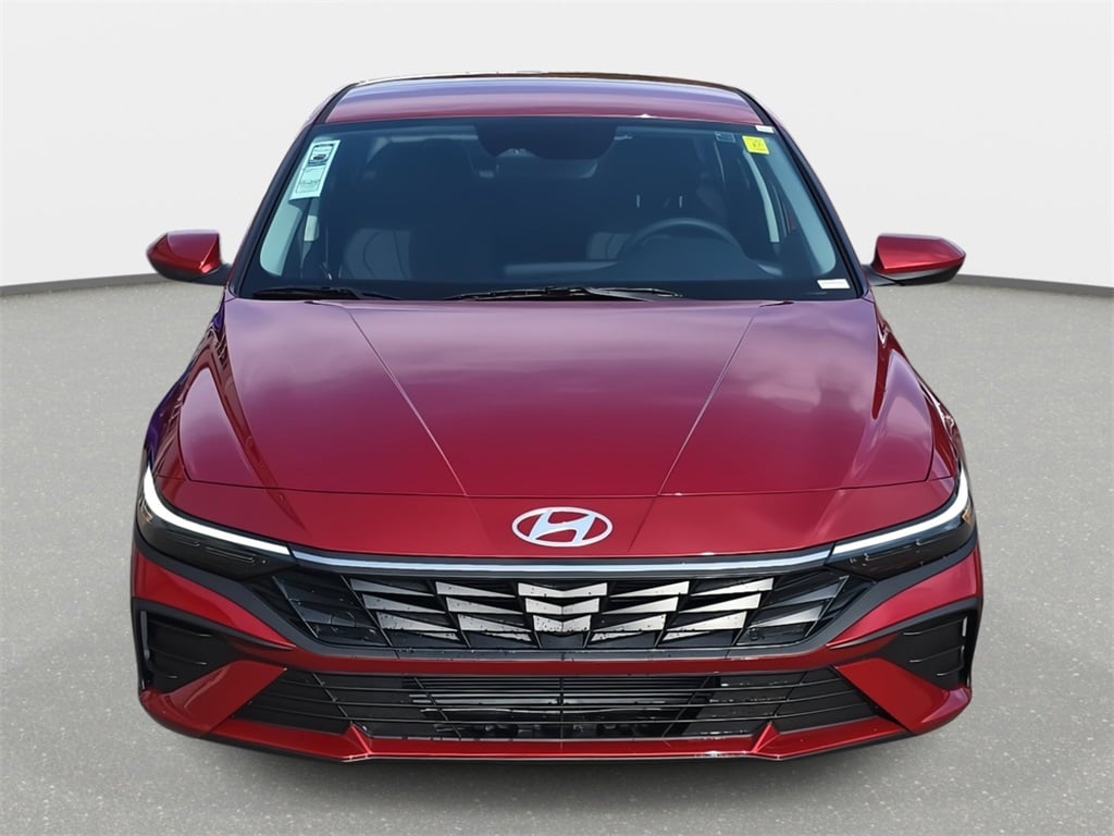 New 2026 Hyundai Elantra SE Sedan