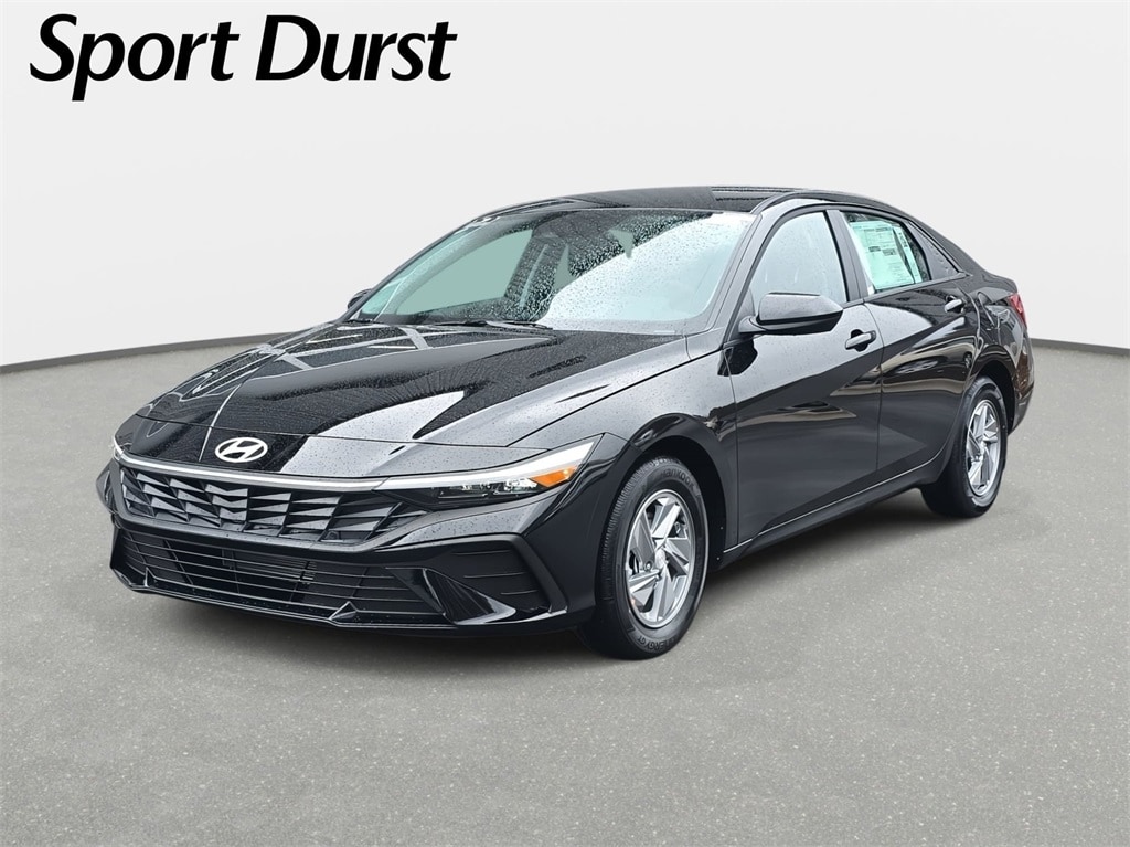 New 2026 Hyundai Elantra SE Sedan