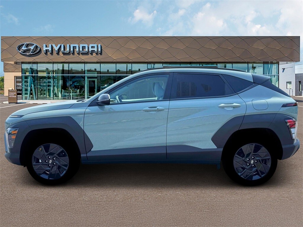 2026 Hyundai Kona SEL photo 2