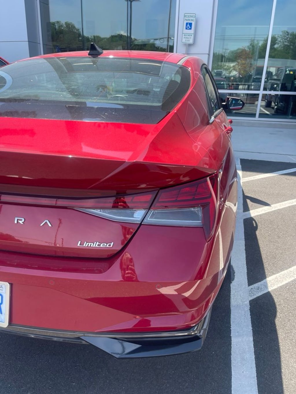 Certified 2022 Hyundai Elantra Limited Sedan