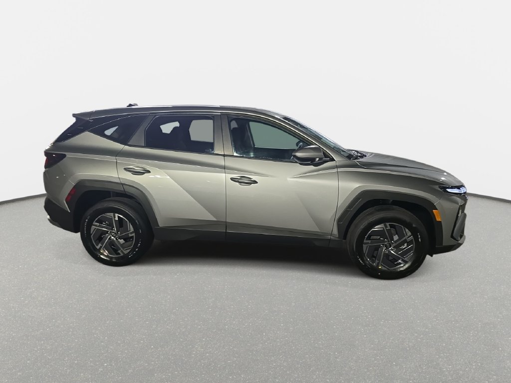 New 2026 Hyundai Tucson Hybrid Blue SUV