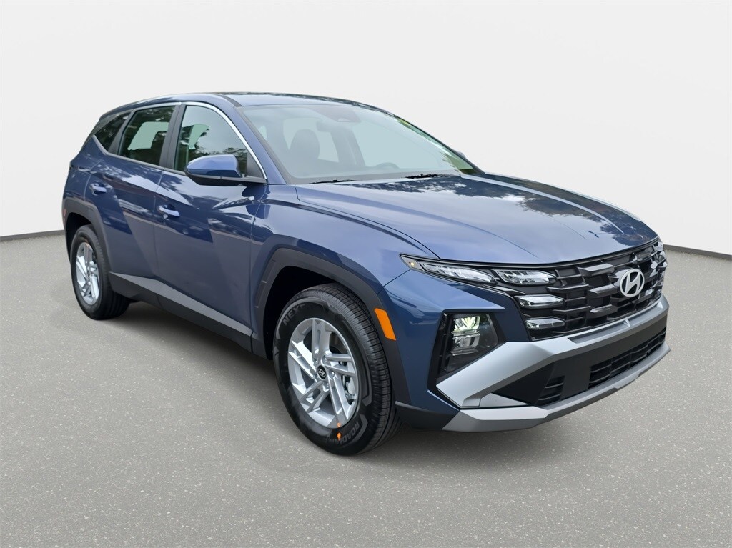 2026 Hyundai Tucson SE photo 2