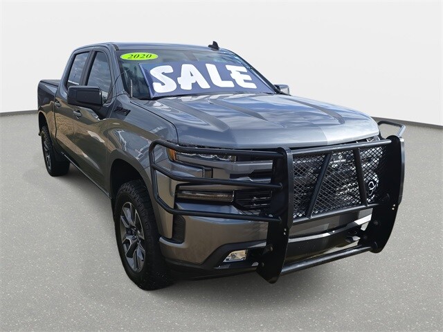 2020 Chevrolet Silverado 1500 RST photo 3