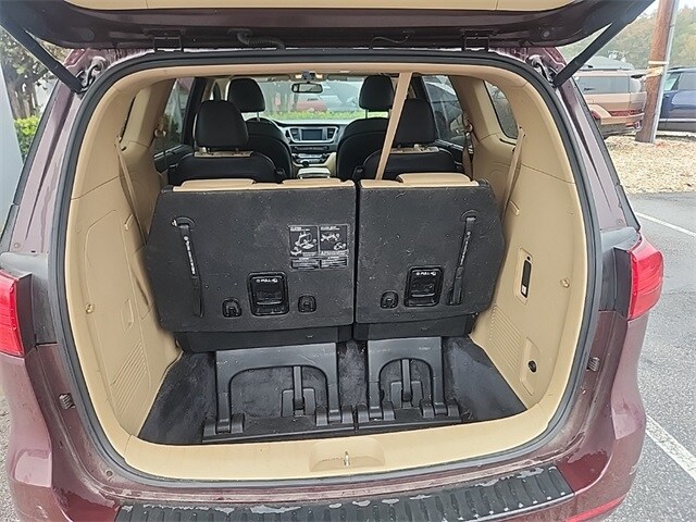 2016 Kia Sedona SX photo 2