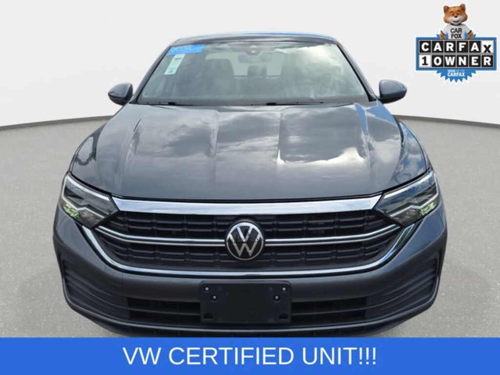 Used 2024 Volkswagen Jetta 1.5T SE Sedan