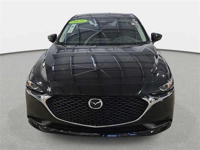 2025 Mazda Mazda3 2.5 Select Sport photo 2