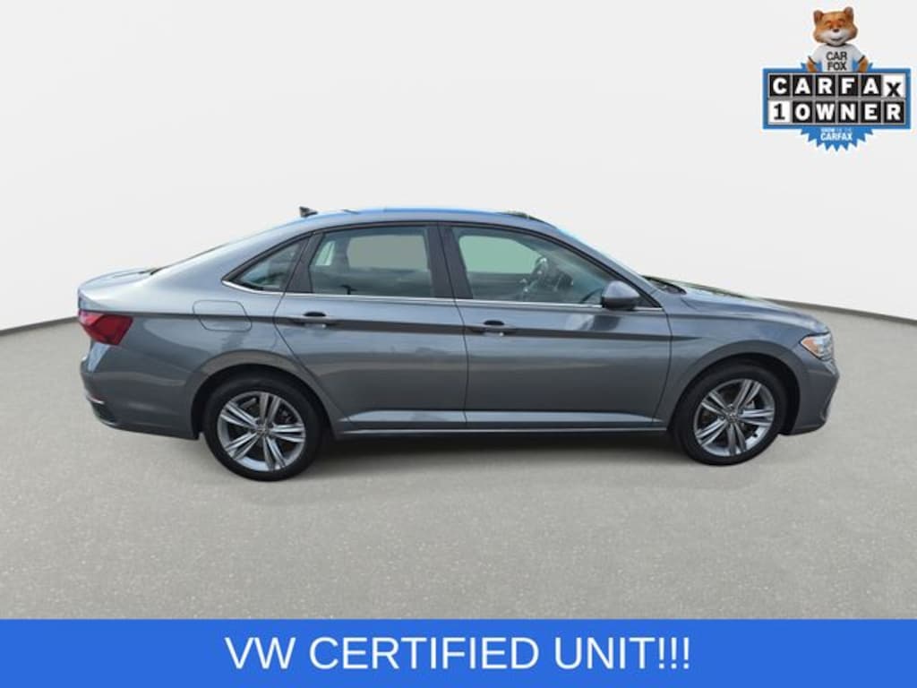 Used 2024 Volkswagen Jetta 1.5T SE Sedan