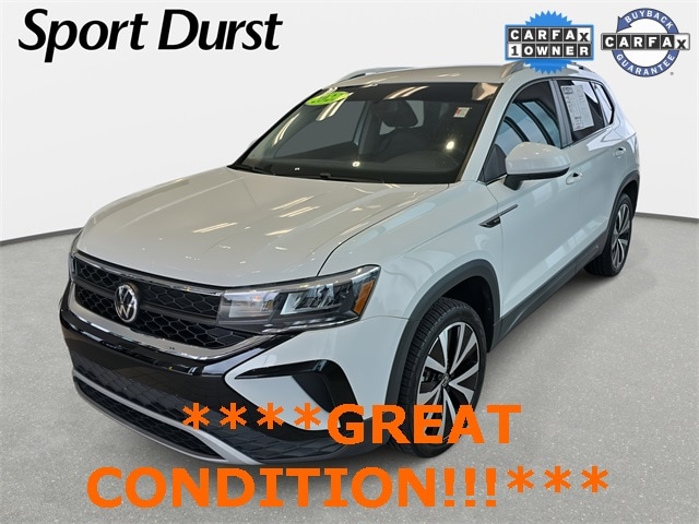 2022 Volkswagen Taos SE's photo