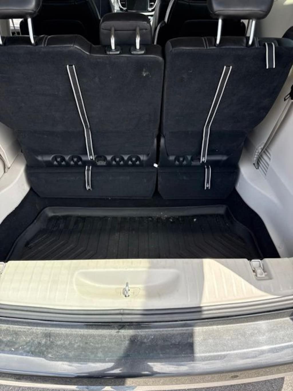 Used 2023 Chrysler Pacifica Touring L Van Passenger Van