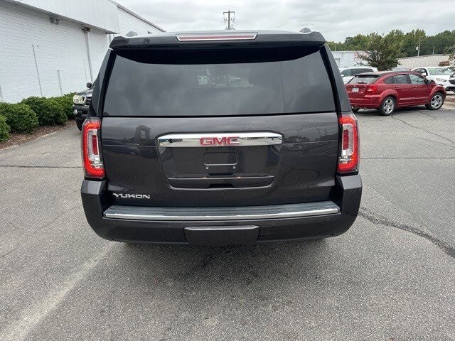 2018 Gmc Yukon Denali photo 2