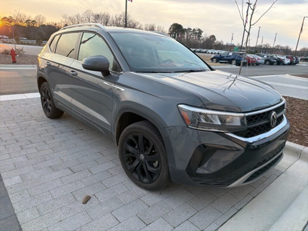 Used 2022 Volkswagen Taos 1.5T SE SUV