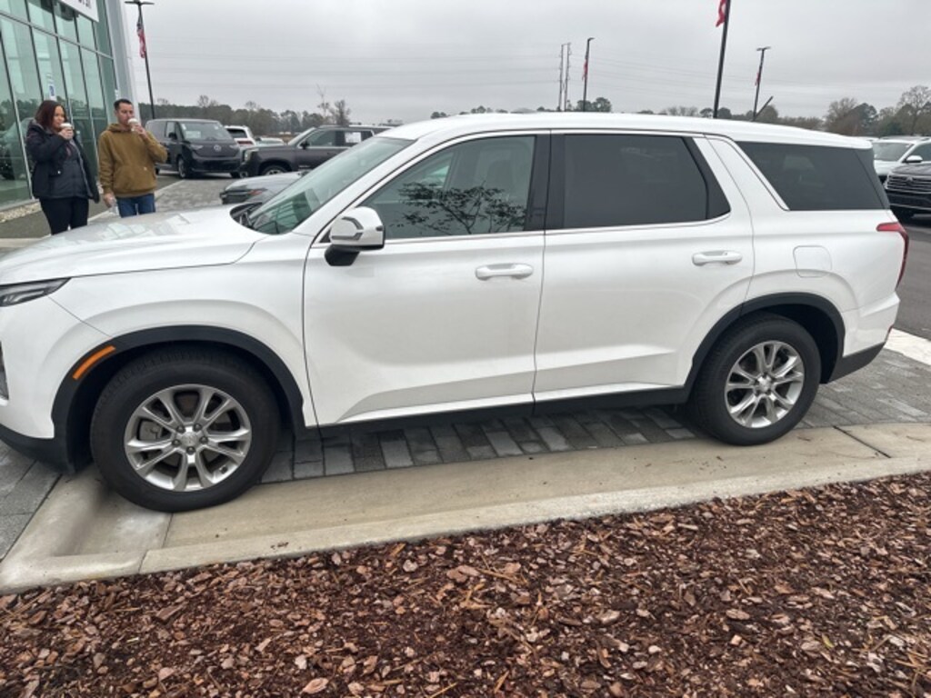 Used 2022 Hyundai Palisade SE SUV