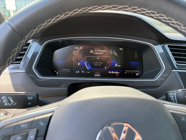 2024 Volkswagen Tiguan 2.0T SE 4Motion's photo