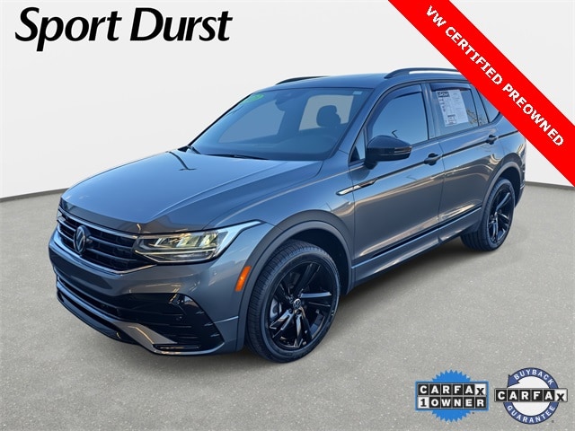 2023 Volkswagen Tiguan SE R-LINE BLACK's photo