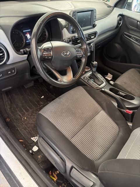 2021 Hyundai Kona SEL's photo