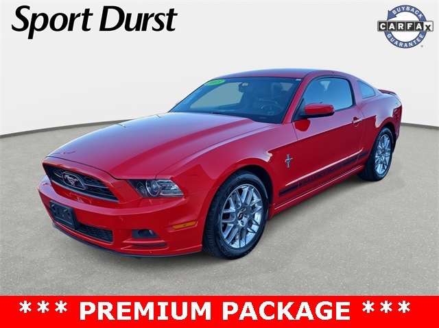 2013 Ford Mustang V6 Premium's photo