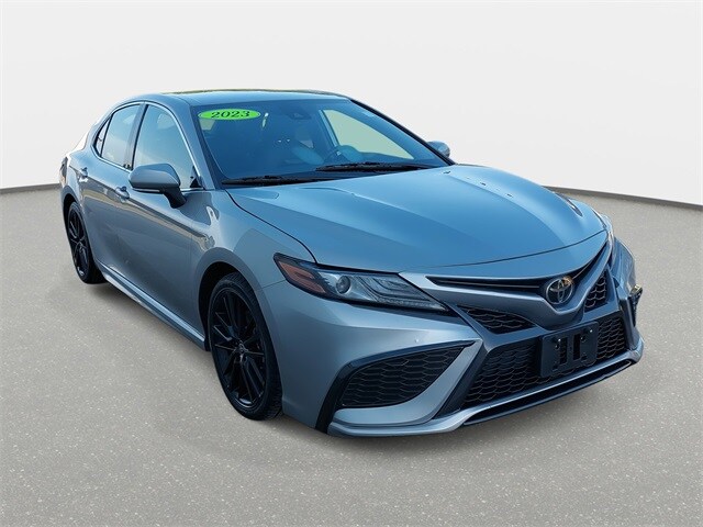 2023 Toyota Camry XSE photo 3