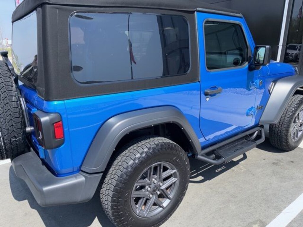 Used 2024 Jeep Wrangler Sport SUV
