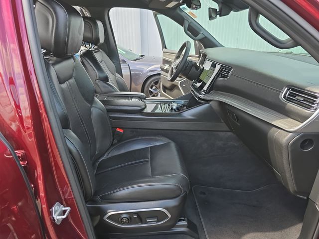 2022 Jeep Wagoneer Series II - Photo 18