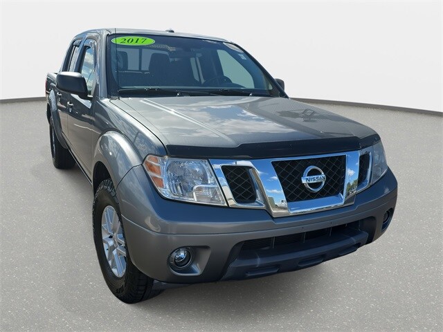 2017 Nissan Frontier SV photo 3