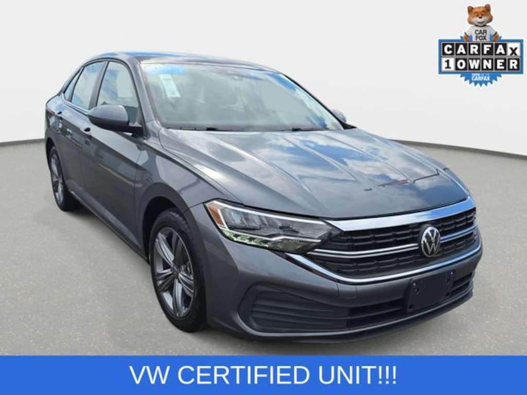 Used 2024 Volkswagen Jetta 1.5T SE Sedan