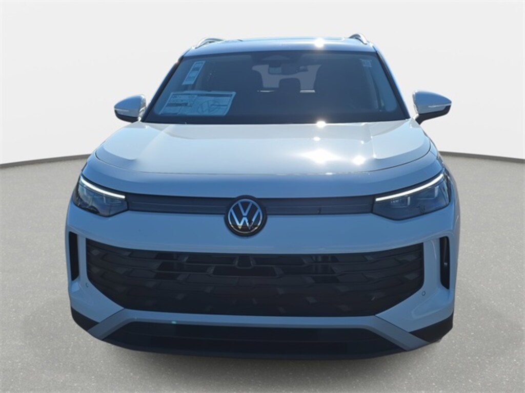 New 2026 Volkswagen Tiguan SE SUV