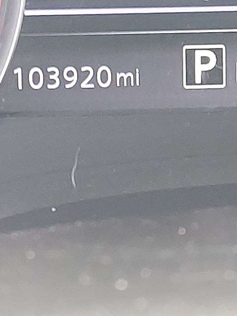 2023 Nissan Frontier SV's photo