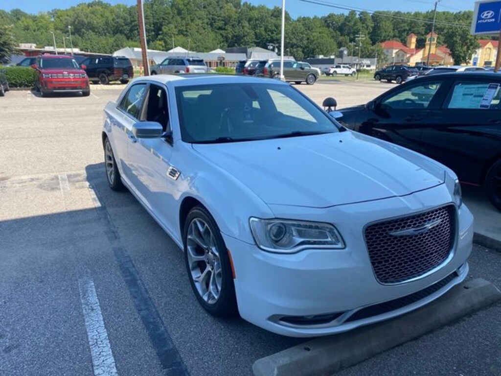 Used 2017 Chrysler 300C Platinum Sedan