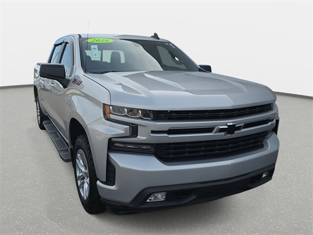 2020 Chevrolet Silverado 1500 RST photo 3