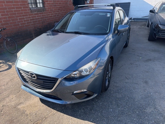 2015 Mazda MAZDA3 i Sport's photo