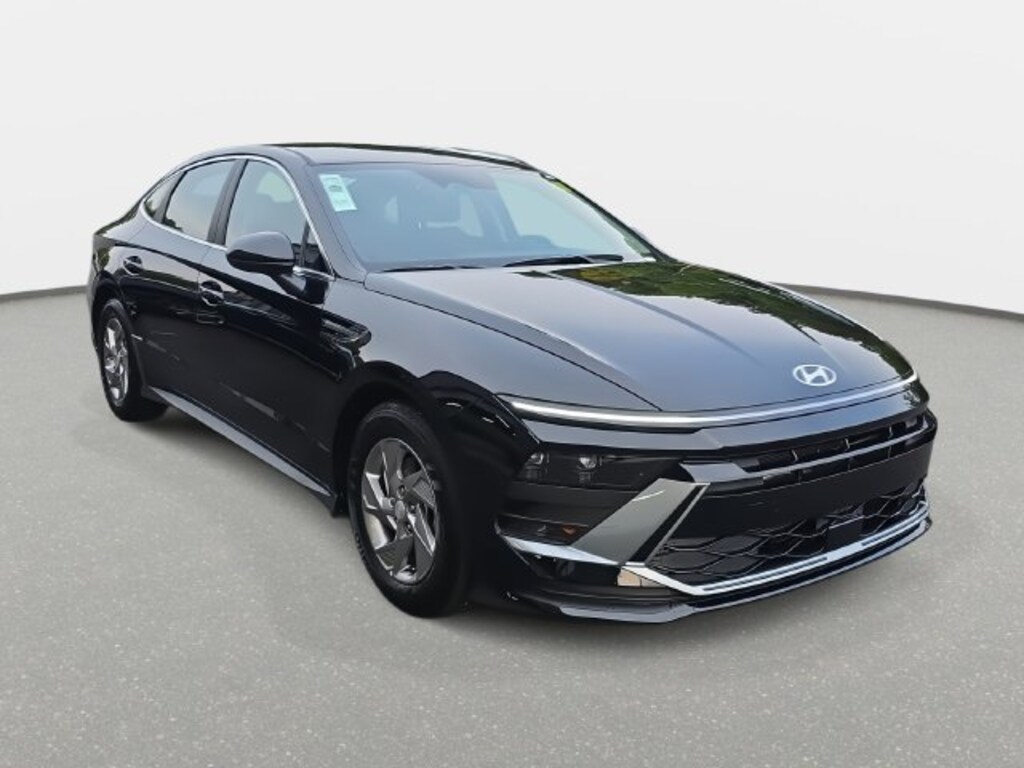 Used 2026 Hyundai Sonata SE Sedan