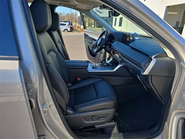 2026 Mazda CX-90 Premium Package - Photo 17